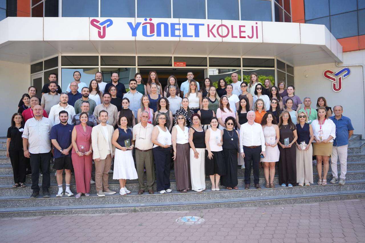 Yönelt Koleji’nde Yeni Dönem Heyecanı: 10. Yılını Dolduranlara Plaket 3